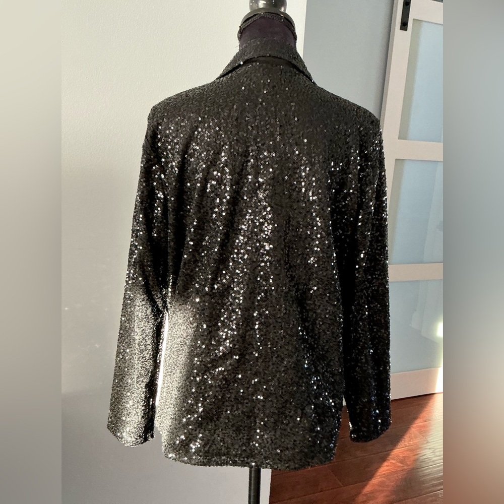 DRESSY sequin jacket 🔥🔥 - Picture 2 of 12